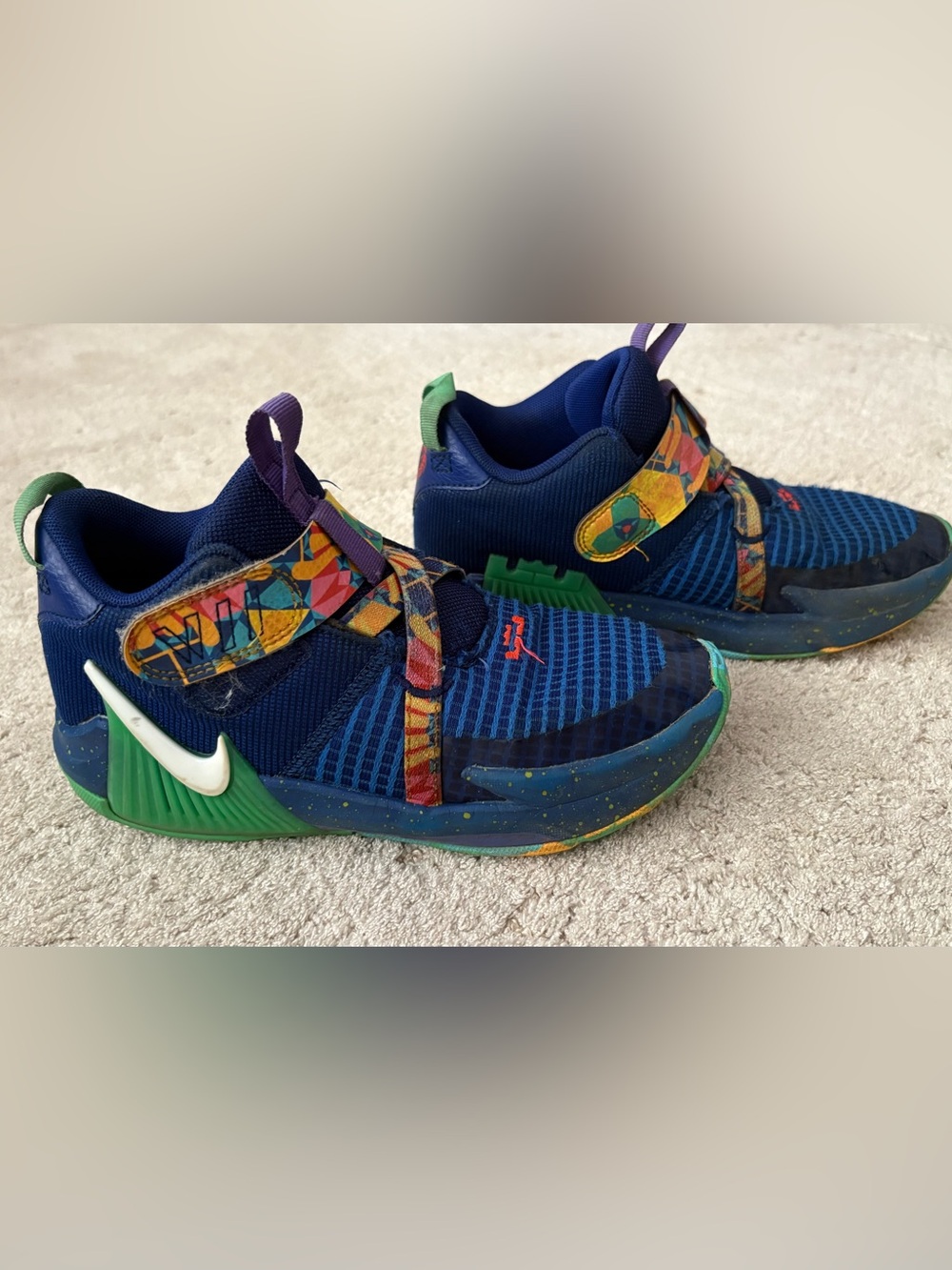 Kids Nike LeBron Witness 7 PS 'Kaleidoscope' Sneakers